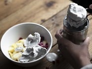 Porridge with apples and berries