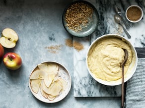 Gewürzmuffins mit Braeburn-Äpfeln<br>und Walnüssen