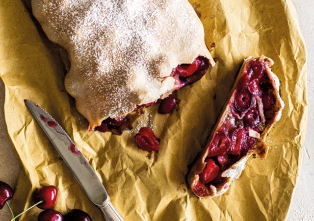 Val Venosta cherry strudel with stretched strudel dough with butter