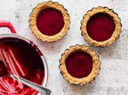 Tartelettes mit Skyr und Beeren aus dem Vinschgau