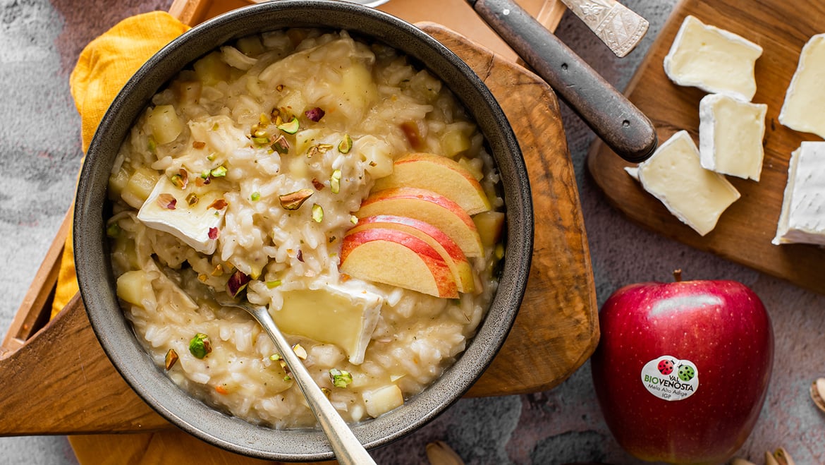 Risotto with organic Braeburn apples from Val Venosta and Brie cheese