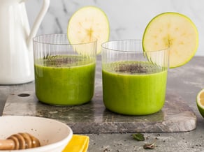 Grüner Smoothie mit Granny Smith Äpfeln