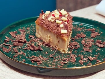 Kalte Torte mit Pinova-Apfel und Modica-Schokolade